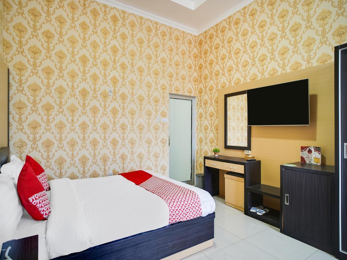 Capital O 540 Esther Hotel Балиге Экстерьер фото
