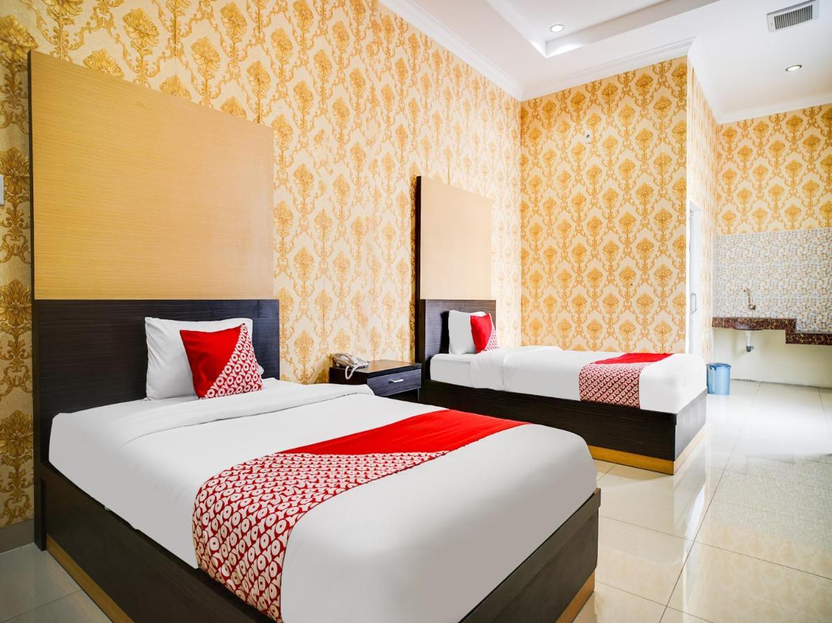 Capital O 540 Esther Hotel Балиге Экстерьер фото